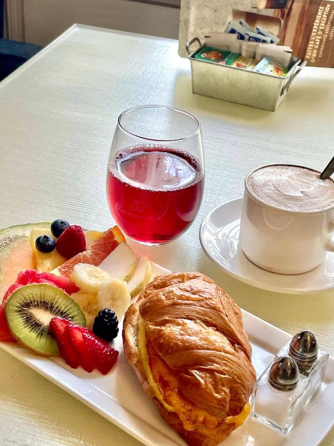Hotel Manoir D'Auteuil Québec Zewnętrze zdjęcie